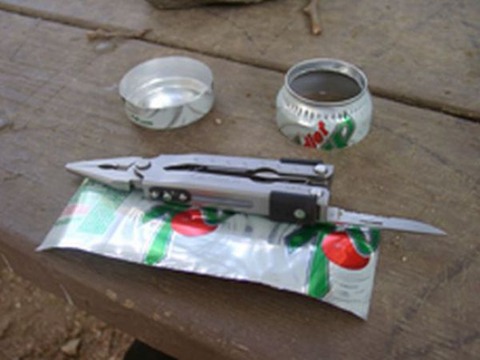 a_camping_stove_from_a_can_640_07