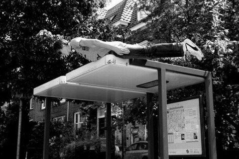 extreme_and_dangerous_planking_640_01
