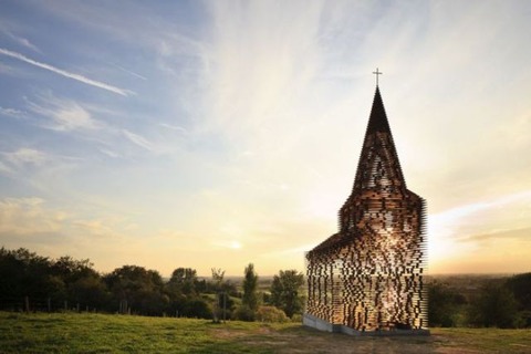 a_church_that_you_can_see_through_640_04