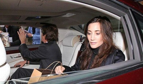 a_former_beatle_and_his_wife_640_03