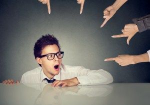 【驚愕】ムカつく後輩がいるんやが…ご覧ください…