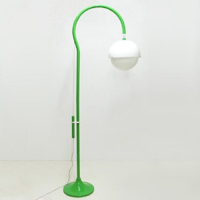 4055-floor-lamp-by-luigi-bandini-buti-for-kartell