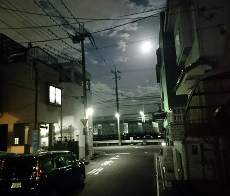 スーパームーン