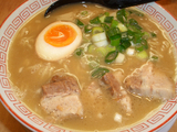 はなふく 鶏とんこつラーメン