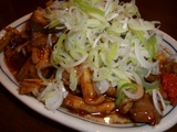 麺・粥 けんけん ガッチャン(もつの味噌炒め)