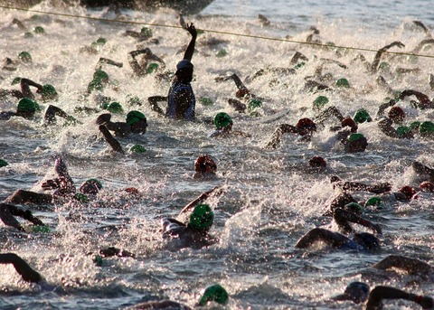 triathalon-swim-618742_1280