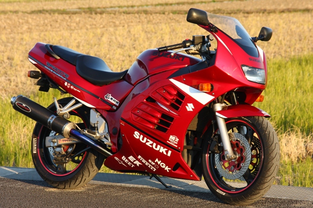 RF400RV