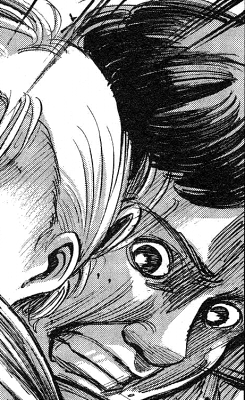 アニを捕まえようとする兵士