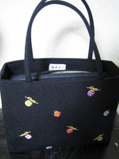 Black Treasures bag