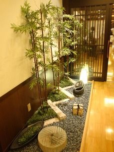 館内