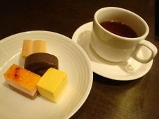 夕食のバイキング