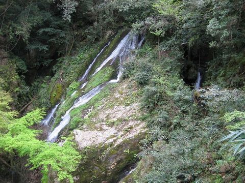 名称不明滝A