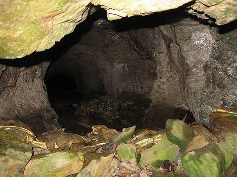 鉱山内部A