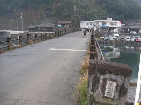 �侾�綶��