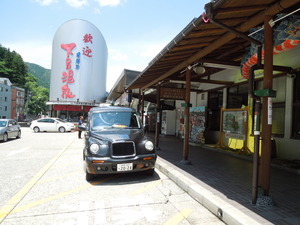 下呂の駅前