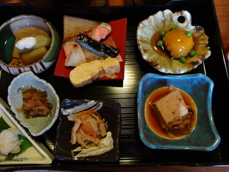 朝食