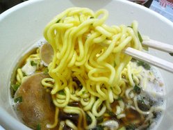 スーパーカップ_鶏ガラ醤油_06