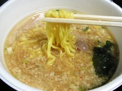 みつけた_札幌背脂みそ_08