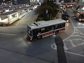 s-04e17de3