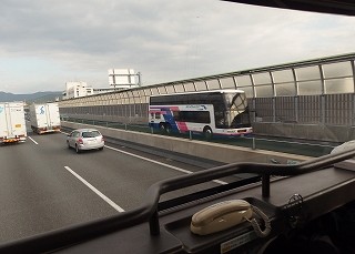 PB041001