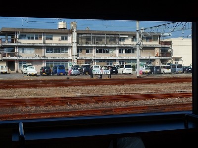 PB044612