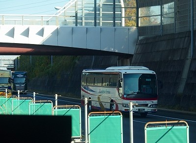 PB300272