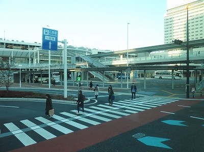 P2235408