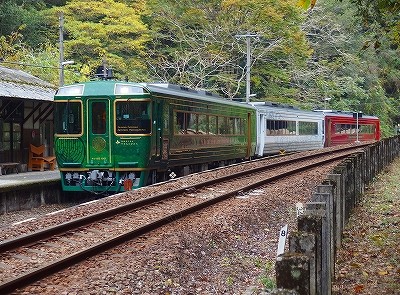 PB044640