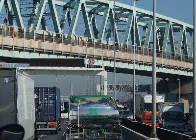 PC211054
