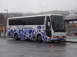 s-f65c008f-s