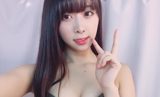 真島なおみ