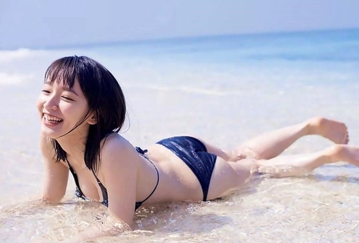 yoshioka_riho_top