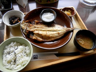 大戸屋 池袋 2
