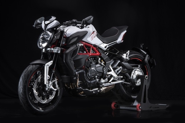 agusta16_rivale_brutale-024 (1)