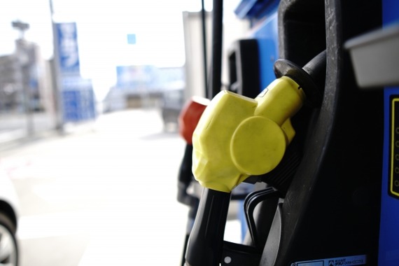 ガソリン店頭価格が6週連続値上がり、1リットル157.5円 	
