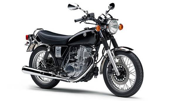 バイクファン待望のヤマハ「SR400」が復活、職人技に磨きがかかった限定モデルも