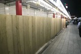 三社祭宮出しに備えバリケード;浅草仲見世にて