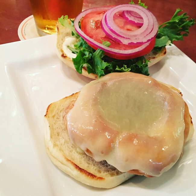 ハンバーガー | Kells Brewery