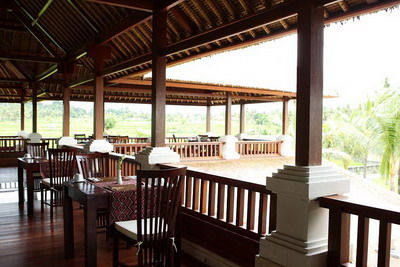 Ubud village restaurant1
