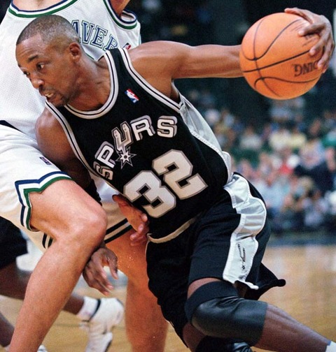 ◇NBA ショーン・エリオット◇直筆サイン入り写真◇重厚感満点豪華