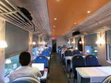 EC102食堂車