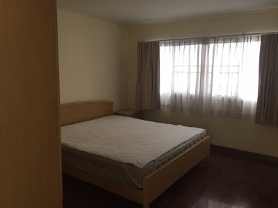 c4470916.jpg