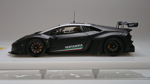 f43f98e9-s.jpg