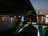 タクシン橋