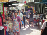 ラライサップ市場