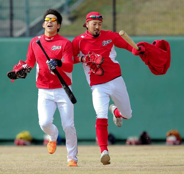 カープ丸が野間に交代した時の菊池涼介の守備範囲wwww