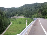 �䣵