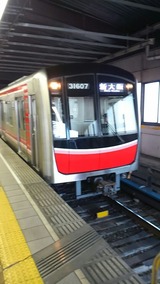 4e62b6a6.jpg