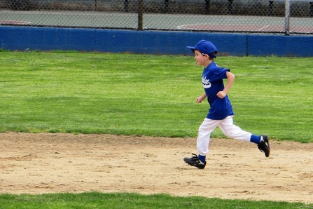 little-league-2319692_1920