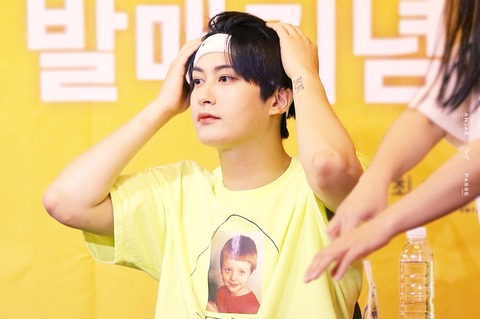 Block b ジェヒョ タワレコ サイン レア Block b ジェヒョ タワレコ